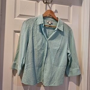 Coldwater Creek Light Green Button Down Shirt